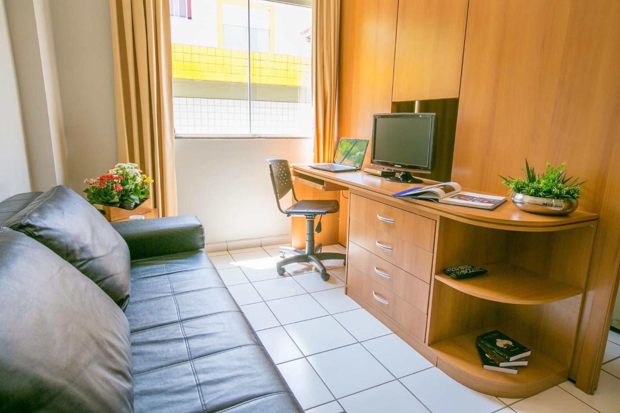 Multiparque Hplus Long Stay Guara  Ruang foto