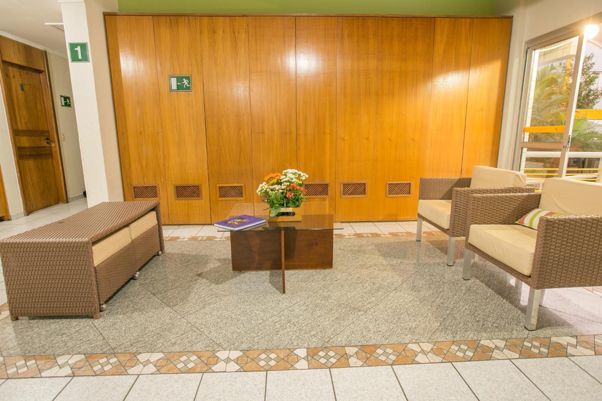 Multiparque Hplus Long Stay Guara  Bagian luar foto