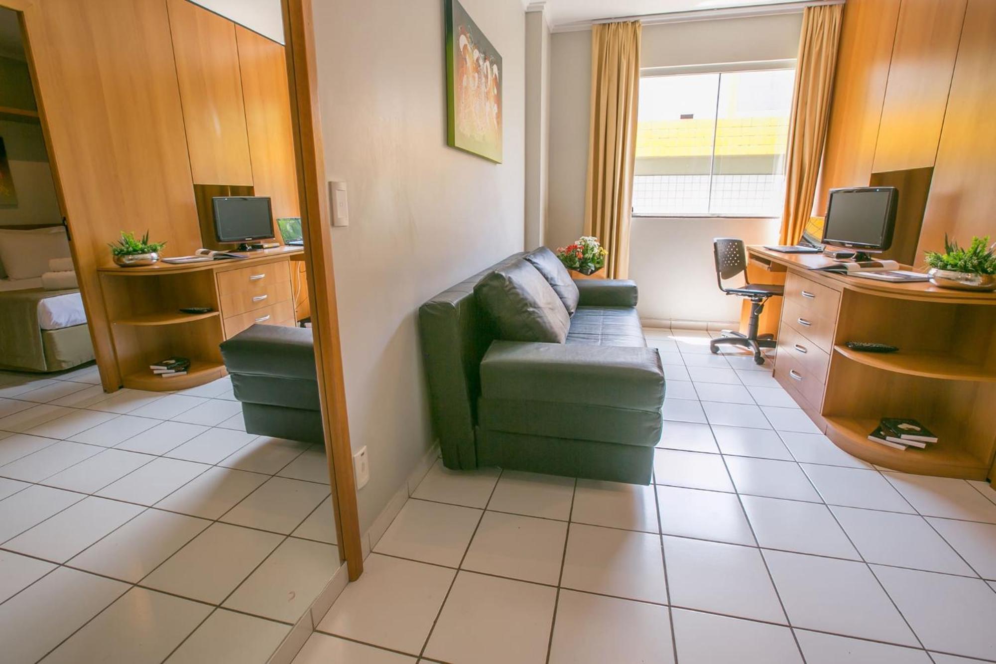 Multiparque Hplus Long Stay Guara  Ruang foto