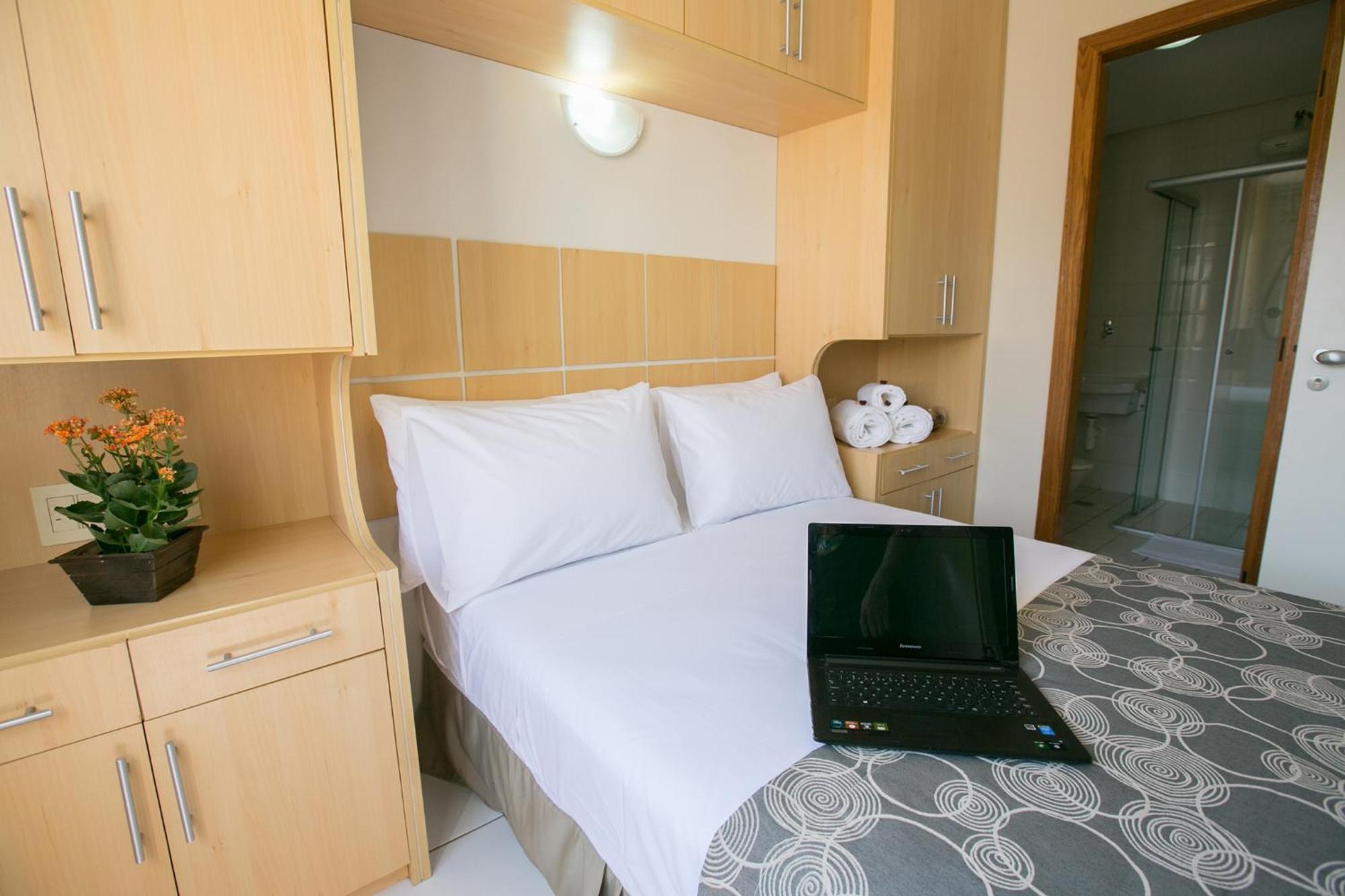 Multiparque Hplus Long Stay Guara  Ruang foto